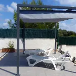Meddays Amparo Villa *