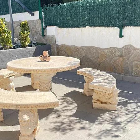 Meddays Amparo Villa *