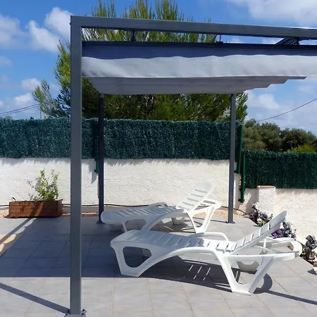 Meddays Amparo Villa *